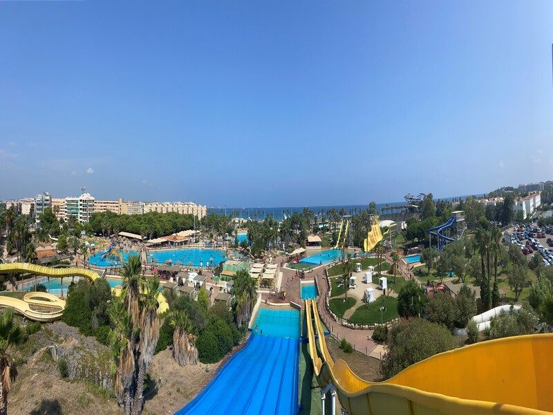 newsletter highlight Parque Warner Madrid
